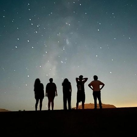 Wadi Rum Under Stars 外观 照片